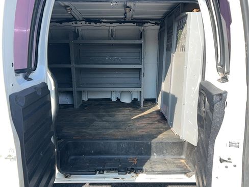 Used 2021 Chevrolet Express 2500 w/ Driver Convenience Package image 23