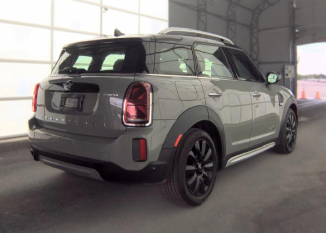 Used 2021 MINI Cooper Countryman ALL4 AWD/4WD image 4