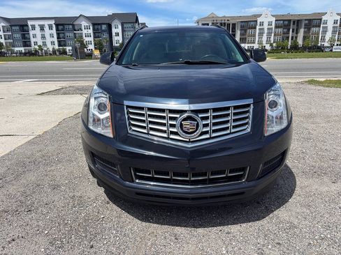 Used 2015 Cadillac SRX FWD image 4