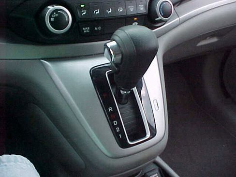 Used 2013 Honda CR-V LX image 22