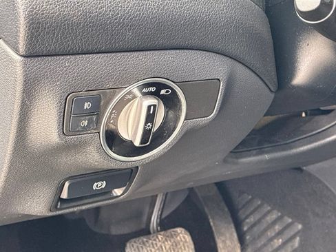 Used 2019 Mercedes-Benz GLA 250 4MATIC image 19