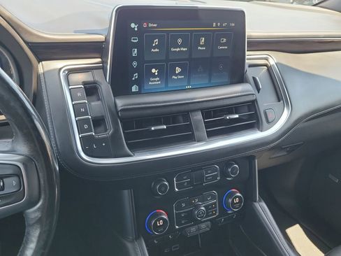 Used 2022 Chevrolet Tahoe Z71 w/ Z71 Off-Road Package AWD/4WD image 8