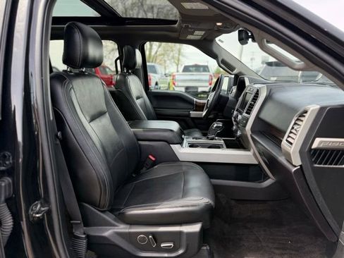 Used 2015 Ford F150 Lariat w/ Equipment Group 502A Luxury AWD/4WD image 15