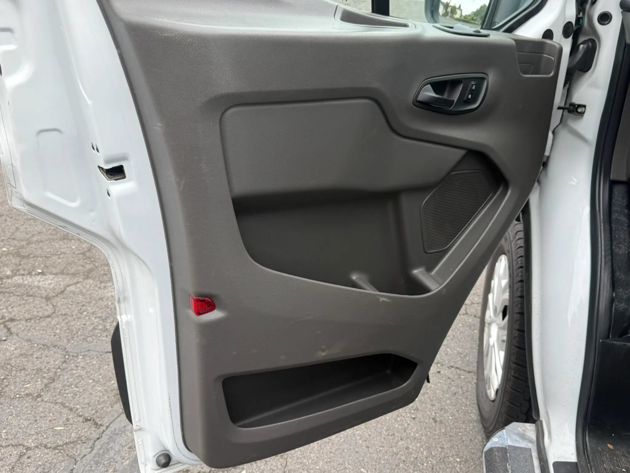 Used 2020 Ford Transit 250 Low Roof w/ Exterior Upgrade Package RWD image 23