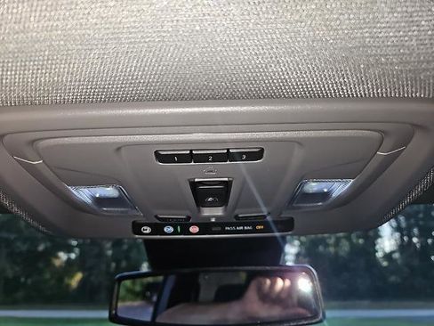 New 2026 GMC Sierra 1500 SLT w/ SLT Premium Package image 18