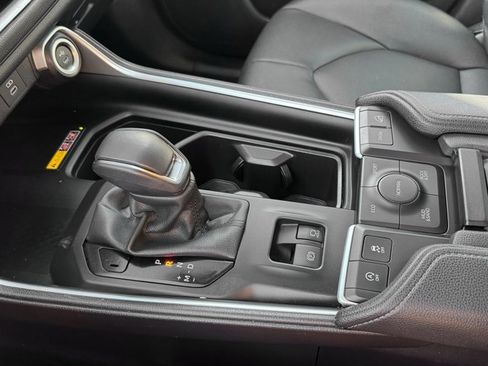 Certified 2025 Toyota Grand Highlander XLE image 16