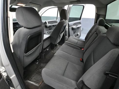 Used 2009 Chevrolet Silverado 1500 LT w/ Power Pack Plus AWD/4WD image 30