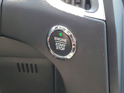 Used 2024 Ford Edge SEL w/ Convenience Package image 18