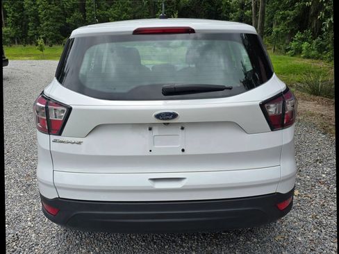 Used 2017 Ford Escape S FWD image 11