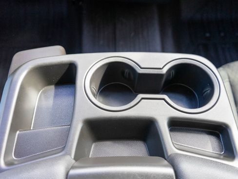 Used 2025 GMC Sierra 3500 SLE image 27