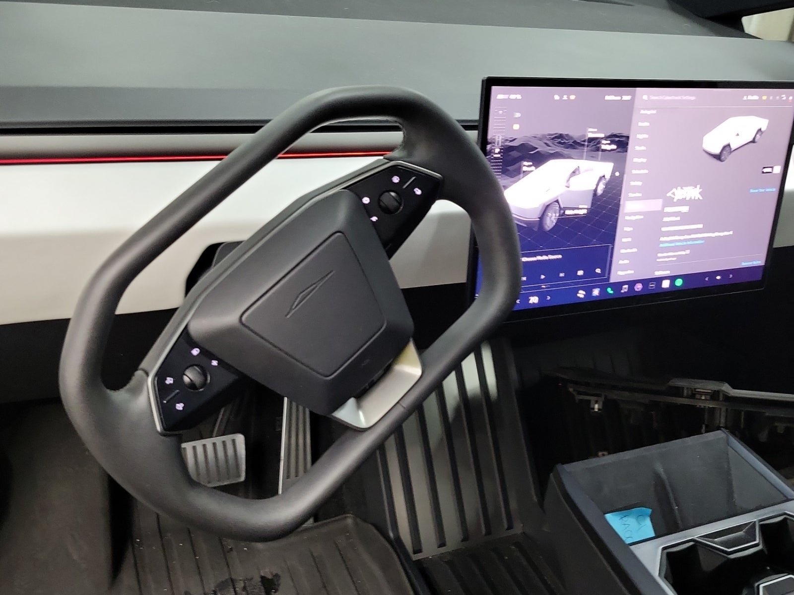 Used 2024 Tesla Cybertruck AWD Crew Cab image 2