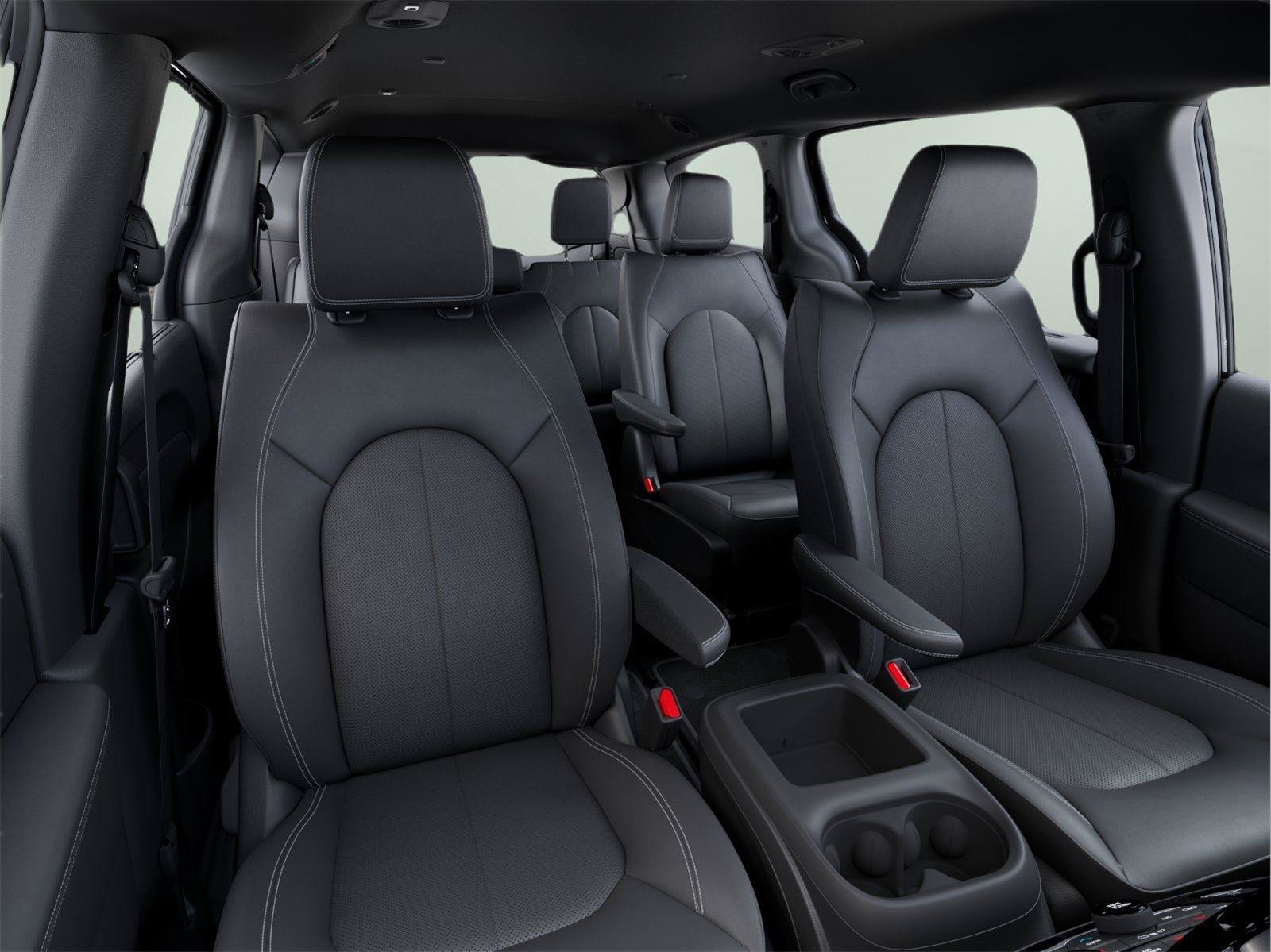 New 2025 Chrysler Pacifica Select FWD image 11