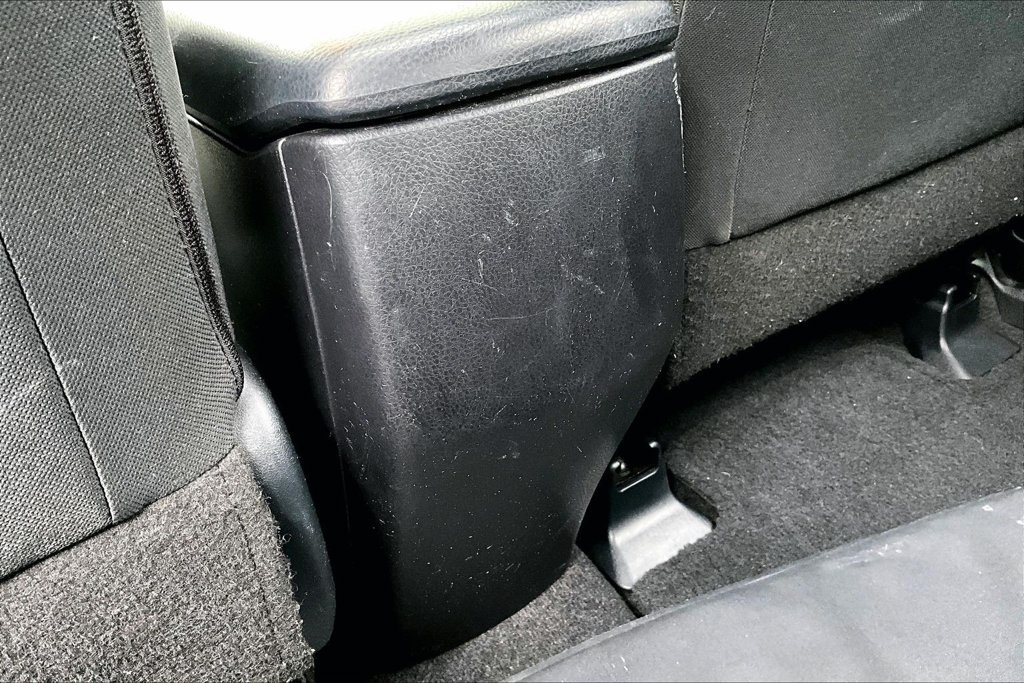 Used 2015 Toyota RAV4 XLE FWD image 10