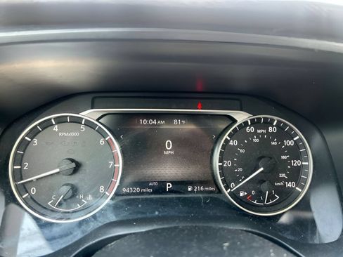 Used 2021 Nissan Rogue SL AWD/4WD image 23