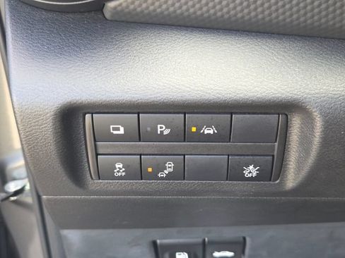 Used 2023 Nissan Kicks S FWD image 25