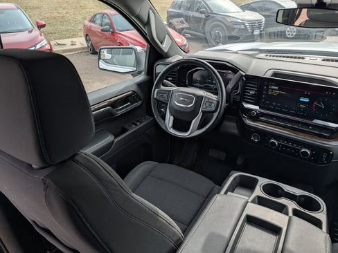 Used 2024 GMC Sierra 1500 SLE AWD/4WD image 9