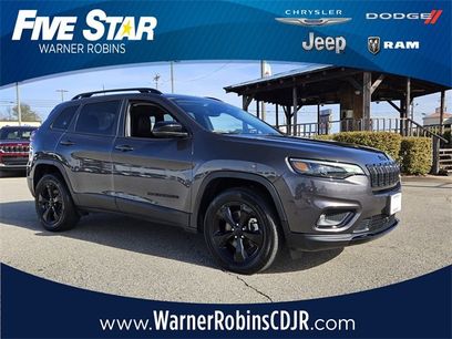 Used 2023 Jeep Cherokee Altitude Lux
