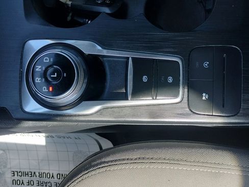 Used 2020 Ford Escape SE image 39