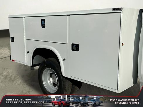 New 2026 GMC Sierra 3500 Pro w/ Convenience Package image 5