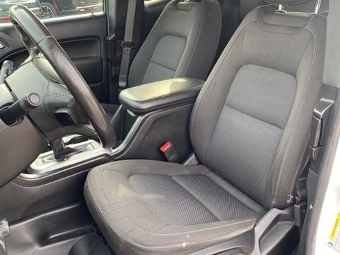 Used 2022 Chevrolet Colorado LT w/ Fleet Safety Package image 13