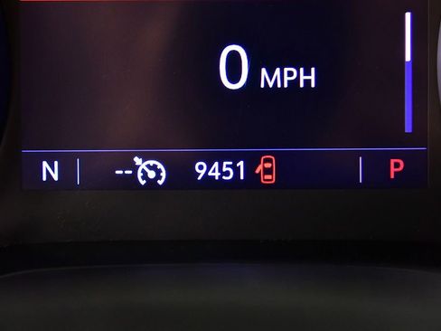 Used 2023 Buick Encore GX Select w/ Sport Touring Package FWD image 17