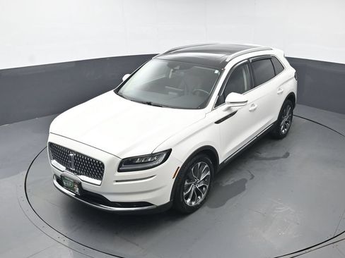 Used 2022 Lincoln Nautilus Reserve w/ Cargo Utility Package AWD/4WD image 37