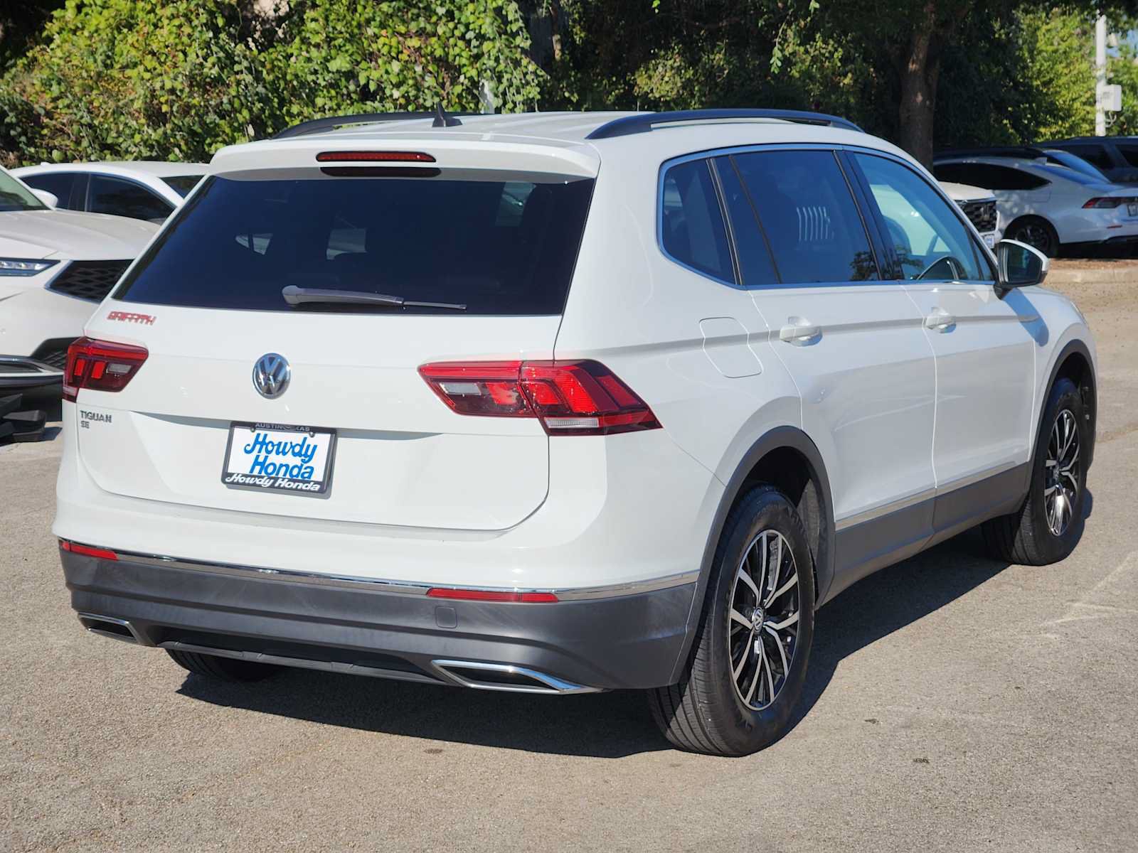 Used 2021 Volkswagen Tiguan SE FWD image 5