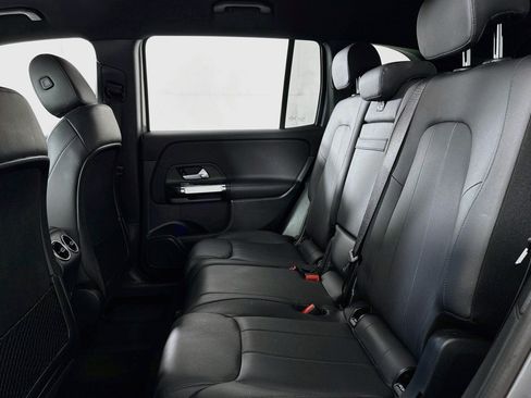 Certified 2023 Mercedes-Benz GLB 250 image 9
