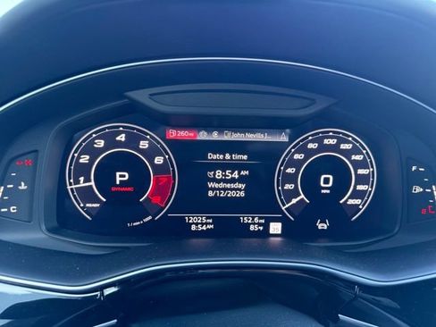 Used 2024 Audi RS Q8 AWD/4WD image 8