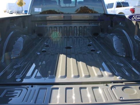 New 2026 Ford F250 Lariat w/ Chrome Package image 6