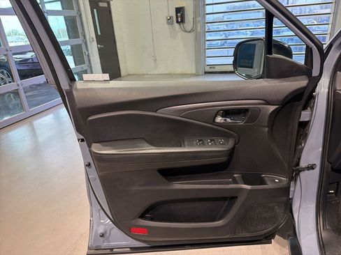 Used 2022 Honda Pilot Sport image 12