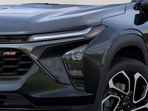 New 2026 Chevrolet Trax RS w/ Driver Confidence Package FWD image 10