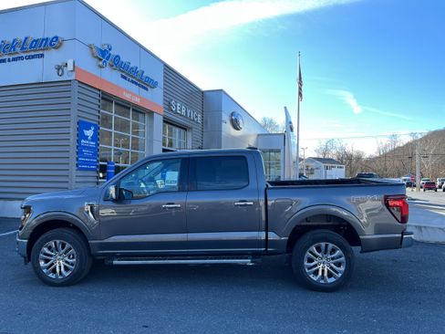 New 2025 Ford F150 XLT w/ Equipment Group 303A High image 7