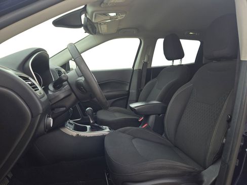 Used 2021 Jeep Compass Sport FWD image 9
