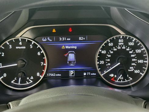 Used 2023 Nissan Murano S FWD image 16