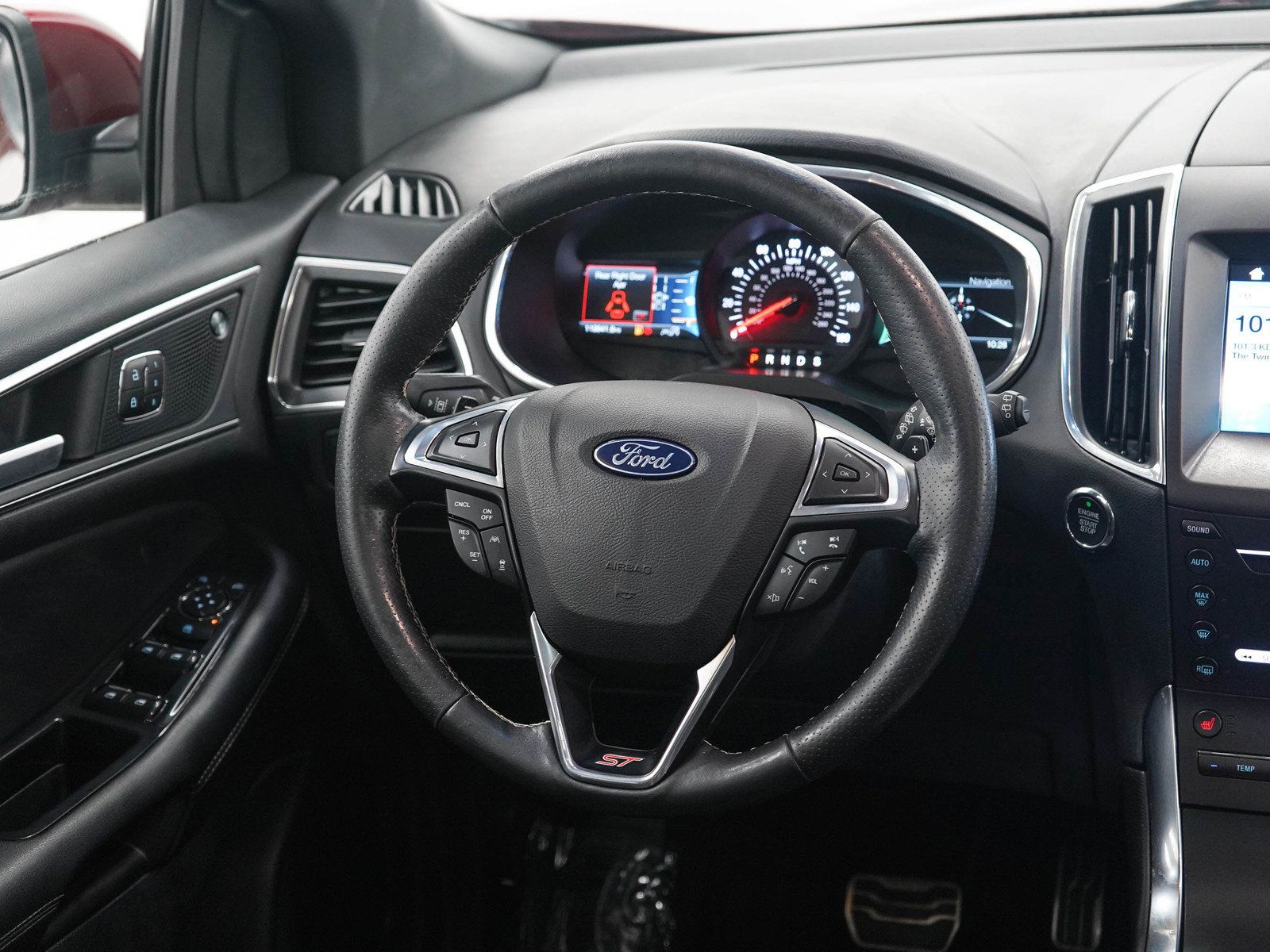 Used 2019 Ford Edge ST w/ Convenience Package AWD/4WD image 14