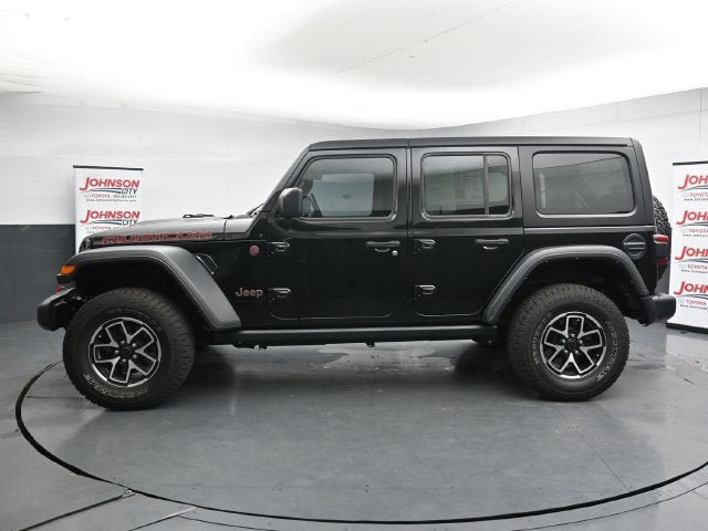 Used 2024 Jeep Wrangler Unlimited Rubicon AWD/4WD image 6