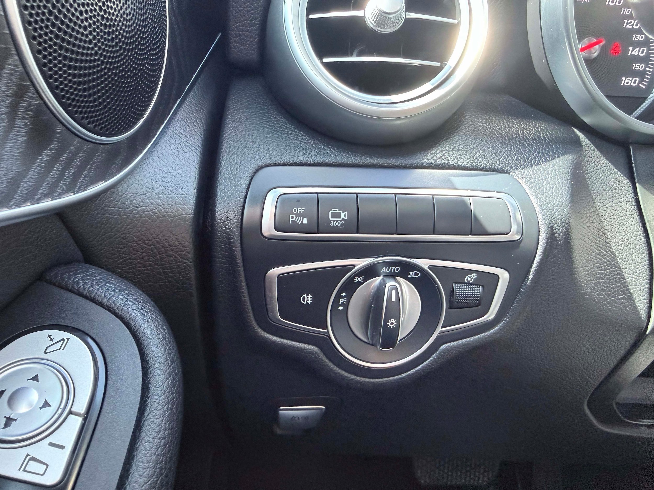 Used 2018 Mercedes-Benz GLC 300 image 19