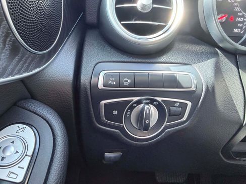 Used 2018 Mercedes-Benz GLC 300 image 19