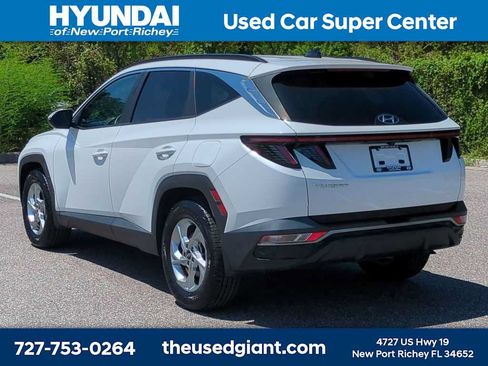 Used 2023 Hyundai Tucson SEL FWD image 3