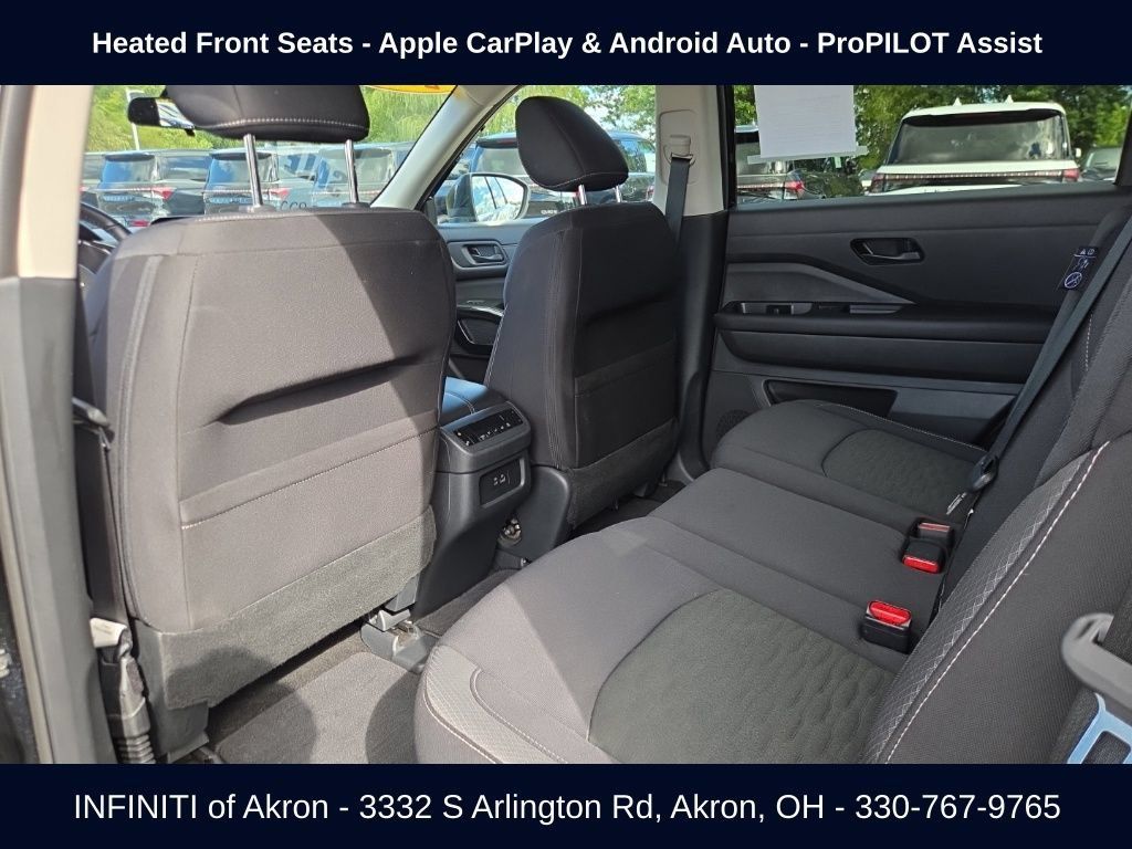 Used 2024 Nissan Pathfinder SV AWD/4WD image 27