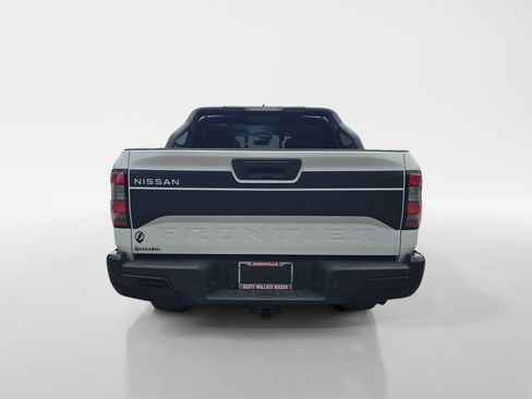 Certified 2024 Nissan Frontier SV w/ Hardbody Edition AWD/4WD image 4