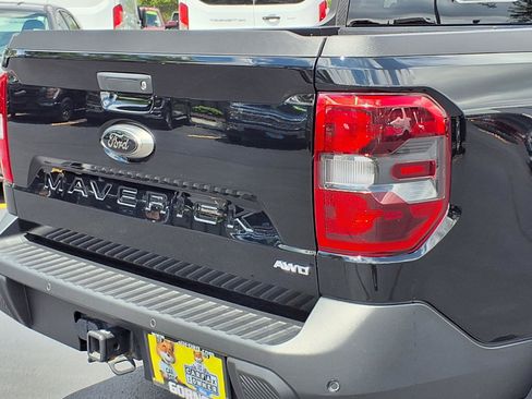 Used 2024 Ford Maverick Lariat w/ Black Appearance Package AWD/4WD image 23