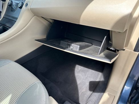 Used 2019 Ford Taurus SEL AWD/4WD image 18