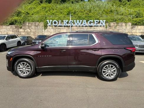 Used 2023 Chevrolet Traverse LT AWD/4WD image 8