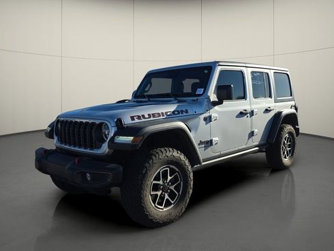 Used 2024 Jeep Wrangler Unlimited Rubicon image 4