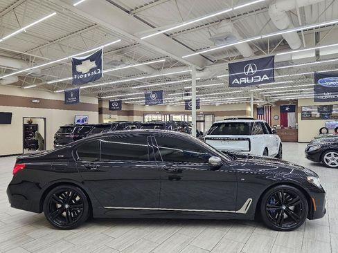 Used 2018 BMW M760i xDrive AWD/4WD image 5