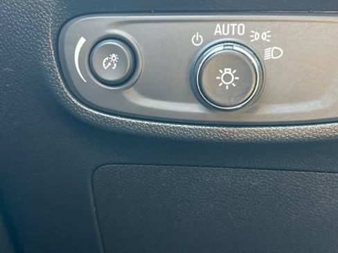 Used 2025 Buick Encore GX Preferred FWD image 20