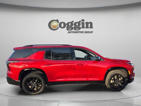 New 2026 Chevrolet Traverse RS w/ LPO, Floor Liner Package image 6