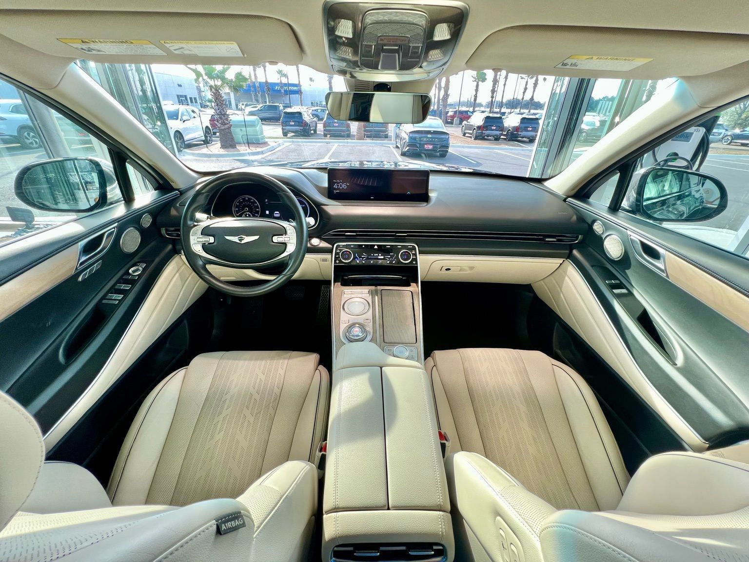 Used 2022 Genesis GV80 3.5T w/ Advanced Package 06 AWD/4WD image 12